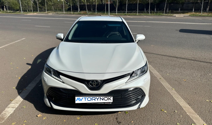 Toyota Camry 2020 года