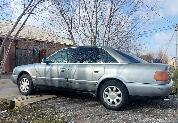 Audi A6 1995 года