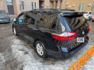 Toyota Sienna 2017 года