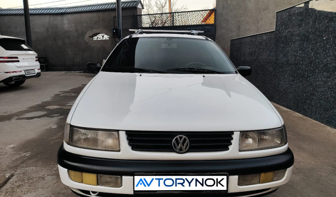 Volkswagen Passat 1994 года