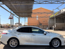 Toyota Camry 2020 года