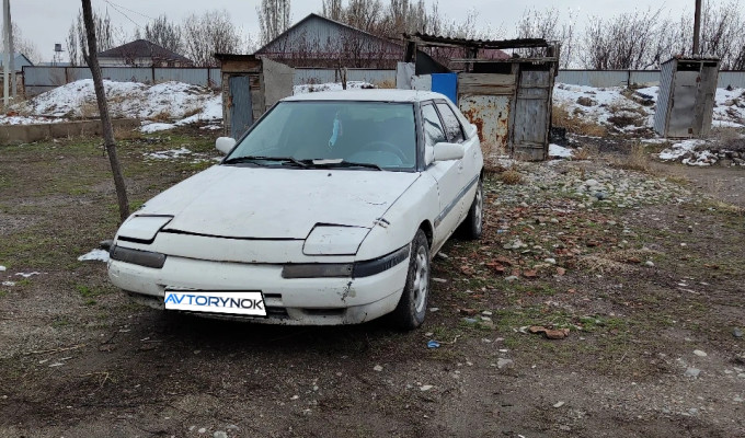 Mazda 323 1992 года