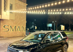 Kia Carnival 2023 года