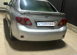 Toyota Corolla 2010 года