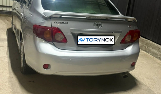 Toyota Corolla 2010 года