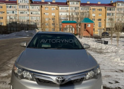 Toyota Camry 2013 года
