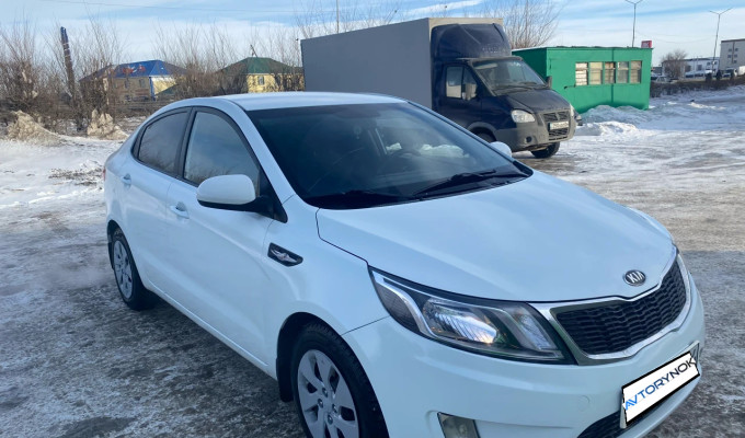 Kia Rio 2013 года