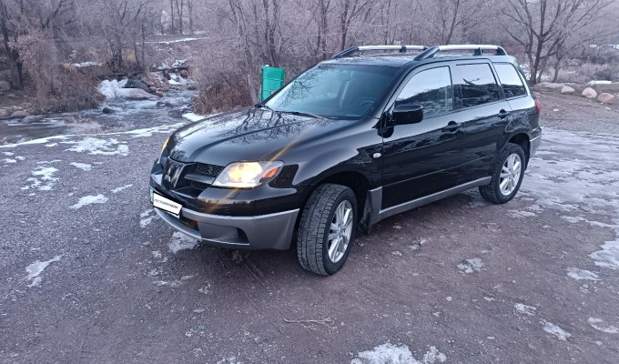 Mitsubishi Outlander 2004 года