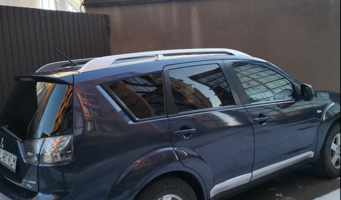 Mitsubishi Outlander 2010 года