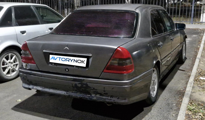 Mercedes-Benz C-Класс 1995 года