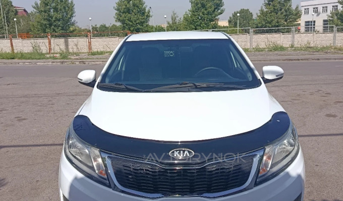 Kia Rio 2013 года