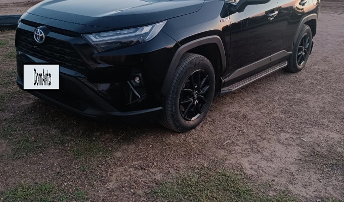 Toyota RAV4 2022 года