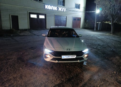 Hyundai Elantra 2024 года