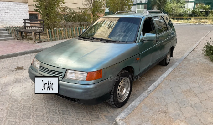 ВАЗ (Lada) 2111 2000 года