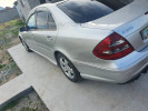 Mercedes-Benz E-Класс 2003 года