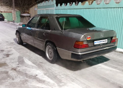 Mercedes-Benz E-Класс 1991 года