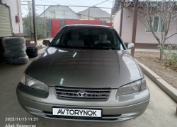 Toyota Camry 1998 года