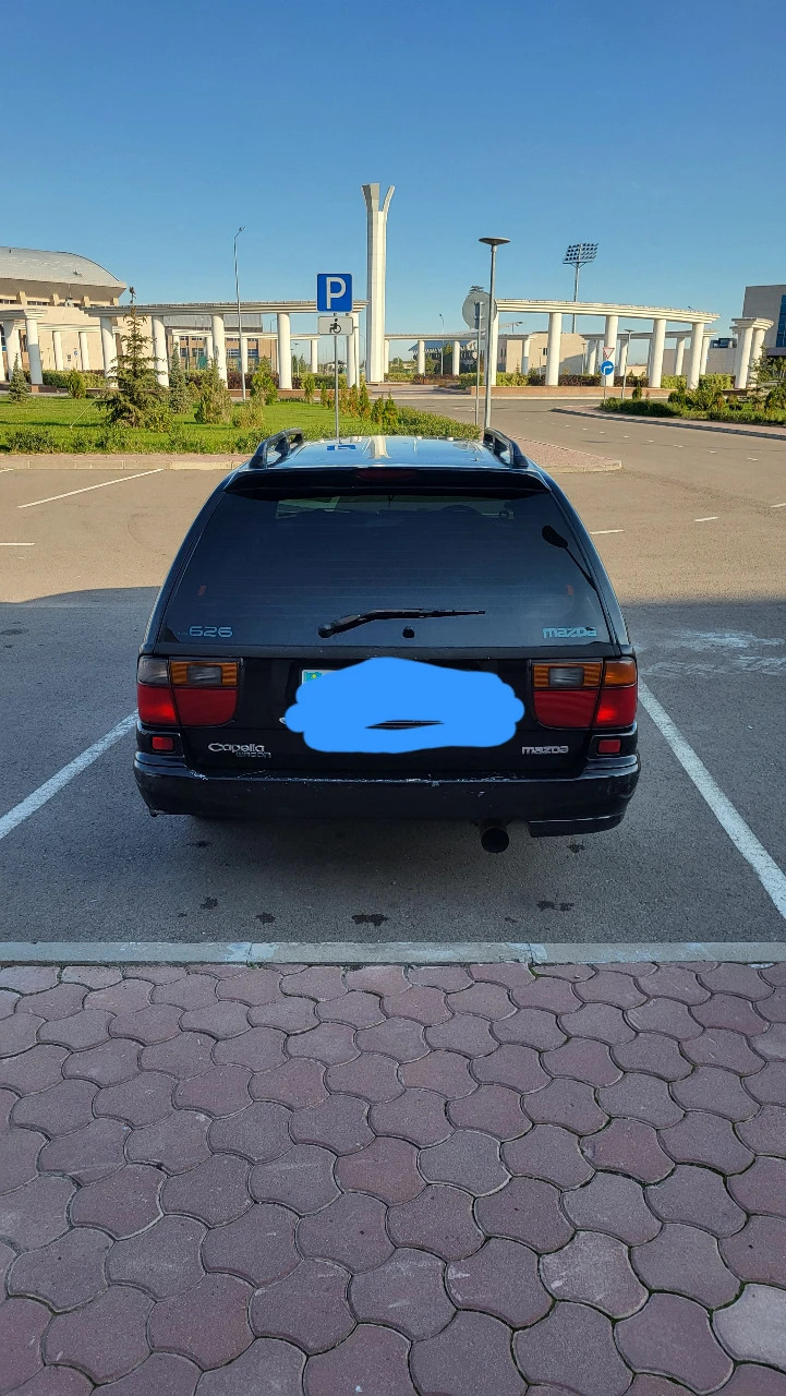 Mazda Capella, 1995