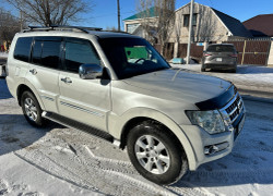 Mitsubishi Pajero 2016 года