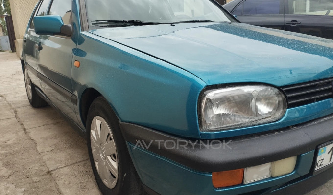 Volkswagen Golf 1993 года