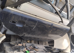 Toyota Camry 30-35 задняя правая дверь