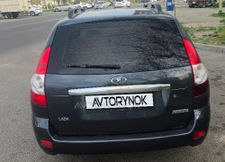 ВАЗ (Lada) Priora 2015 года