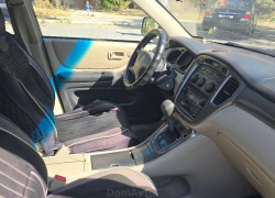 Toyota Highlander 2003 года