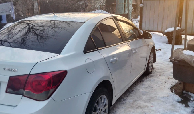 Chevrolet Cruze 2010 года