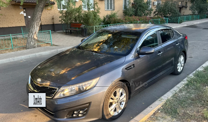 Kia K5 2013 года