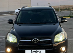 Toyota RAV4 2009 года