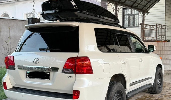 Toyota Land Cruiser 2014 года