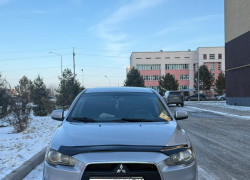 Mitsubishi Lancer 2010 года