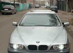 BMW 5 серия 2000 года