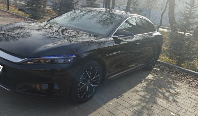 BYD Han 2024 года