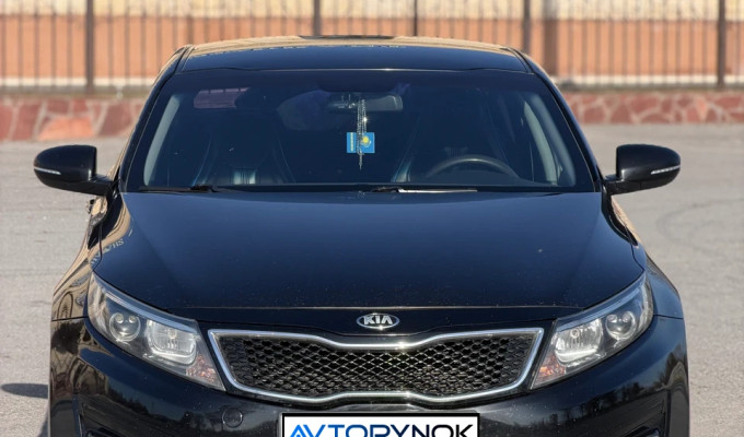 Kia K5 2013 года