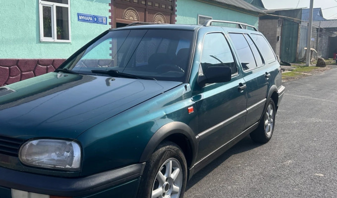 Volkswagen Golf 1995 года