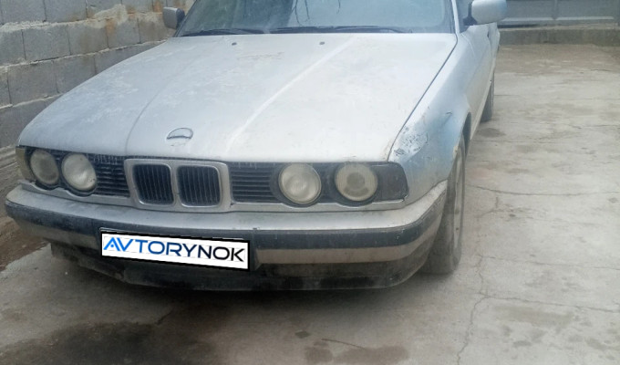 BMW 5 серия 1993 года