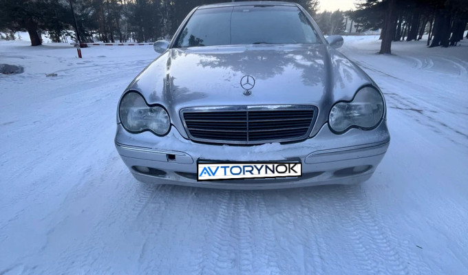 Mercedes-Benz C-Класс 2001 года