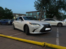 Lexus ES 2022 года