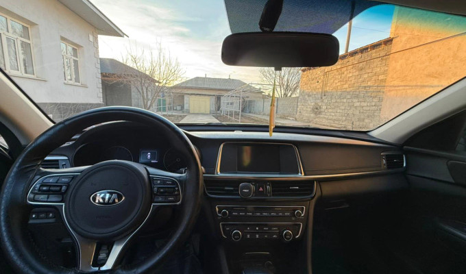 Kia Optima 2017 года