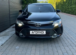 Toyota Camry 2015 года