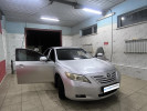 Toyota Camry 2006 года