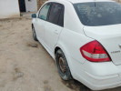 Nissan Tiida 2011 года