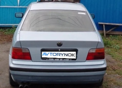 BMW 3 серия 1993 года
