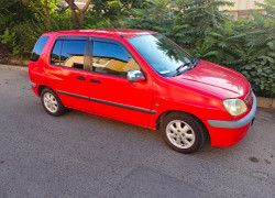 Toyota Raum 1998 года