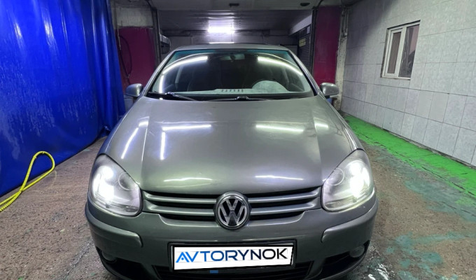 Volkswagen Golf 2008 года