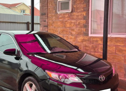 Toyota Camry 2012 года