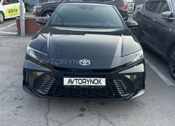 Toyota Camry 2024 года