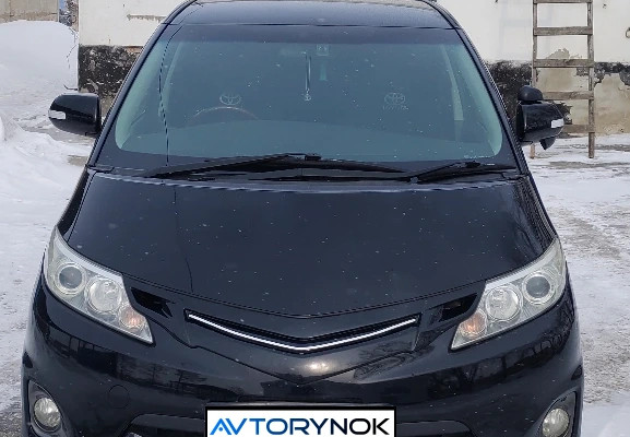 Toyota Estima 2010 года