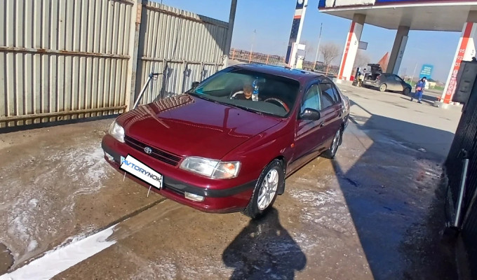Toyota Carina E 1995 года